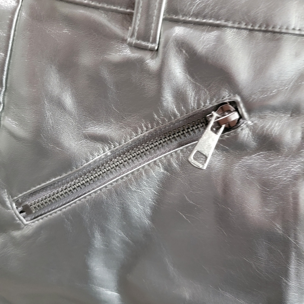 NWT Silver Metallic Mini Skirt - Picture 3 of 6